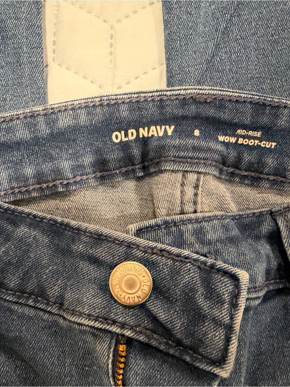 Old Navy Mid Rise - Wow Boot-Cut 8 - Picture 3 of 3